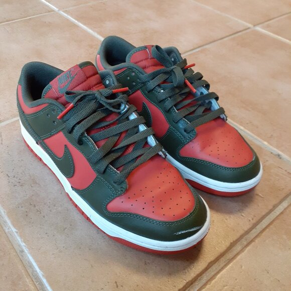 Size 9 Nike Dunk Low Cargo Khaki Mystic Red Sneakers DV0833-600 - Picture 1 of 10